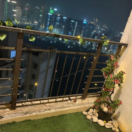 Guti Buti Homes Noida Luaran gambar