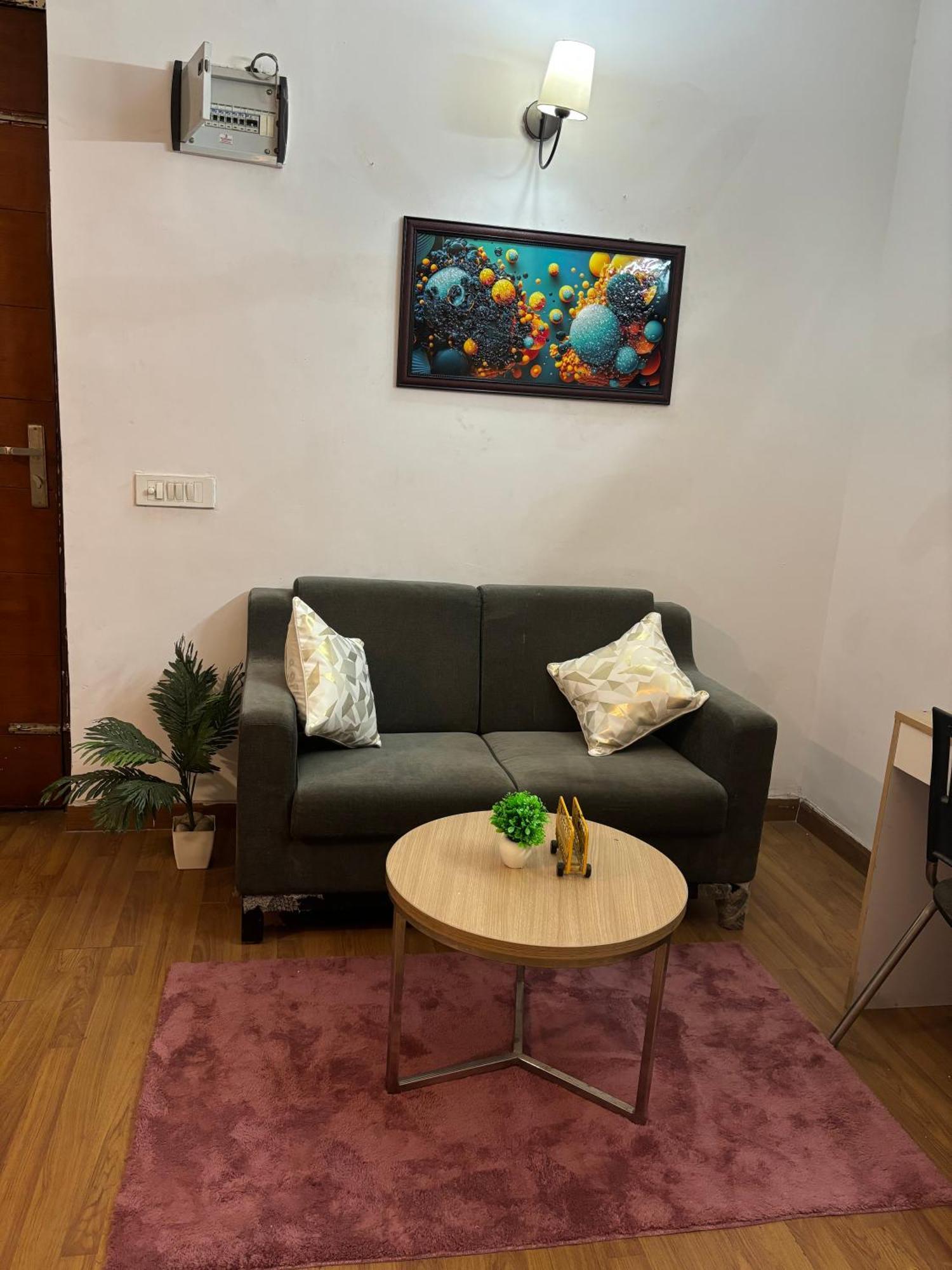 Guti Buti Homes Noida Luaran gambar